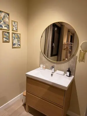 Salle de bains dans l'établissement Suite du Spa 4 - Parking Privé Gratuit