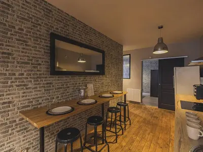 Plan de l'établissement Appartement central calme à Reims - FR-1-870-8