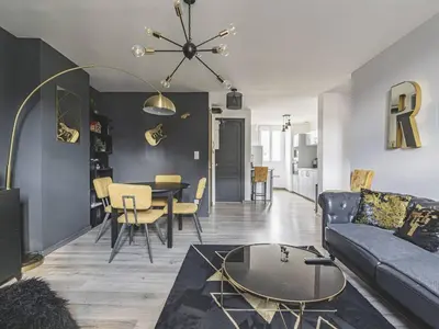 Coin salon dans l'établissement Somptueux Appartement au cœur de Reims - FR-1-870-5