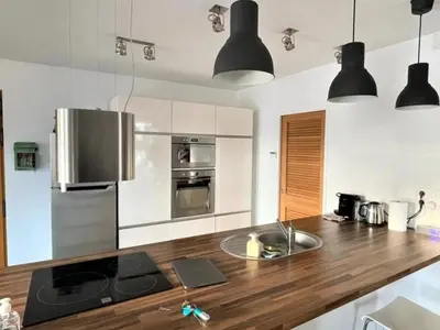Cuisine ou kitchenette dans l'établissement Grand Appartement 2 Chambres au Cœur de Reims - FR-1-870-34