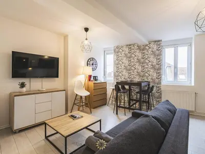 Plan de l'établissement Élégant Loft Moderne à Reims - Détente et Convivialité - FR-1-870-33