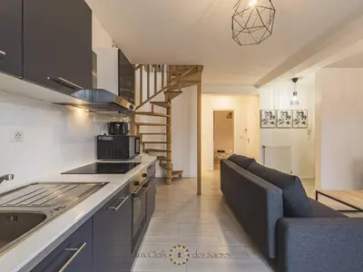 Plan de l'établissement Élégant Loft Moderne à Reims - Détente et Convivialité - FR-1-870-33