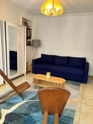 Coin salon dans l'établissement Maison avec jardin au centre de Chateau-Thierry