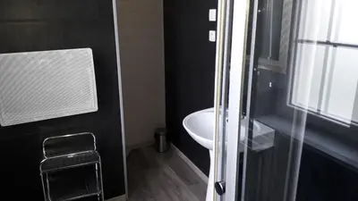 Salle de bains dans l'établissement Villa Jules Verne - Chambres d'hôtes et gîte