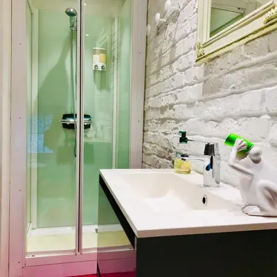 Salle de bains dans l'établissement Les 3 Tilleuls