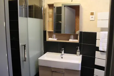 Salle de bains dans l'établissement Côté Chambres