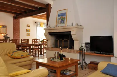 Télévision ou salle de divertissement dans l'établissement Gite de la Loge