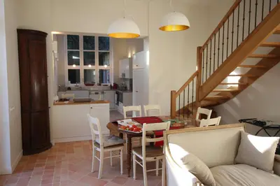 Coin salon dans l'établissement Orangerie Saint Martin