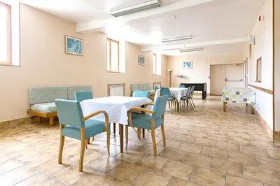 Coin salon dans l'établissement Maison accueillante près de Monthenault, parfaite pour groupes