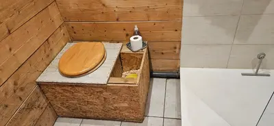 Salle de bains dans l'établissement Yourte 4 personnes proche Provins et Disney