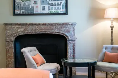 Coin salon dans l'établissement Les Suites du Champagne de Venoge