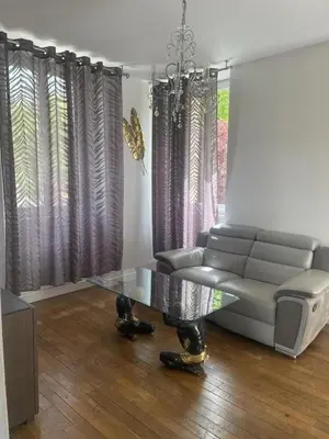 Coin salon dans l'établissement Gîte Rilly-la-Montagne