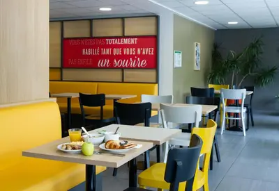 Nourriture dans l'hôtel ou à proximité