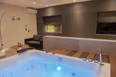 Télévision ou salle de divertissement dans l'établissement My Spa