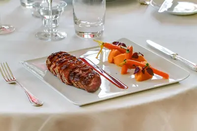 Nourriture dans l'hôtel ou à proximité