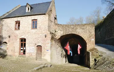 Plan de l'établissement Three-Bedroom Holiday Home In Chigny