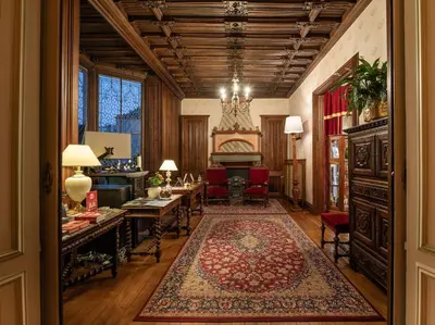 Coin salon dans l'établissement Grand Hôtel Des Templiers