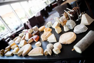 Nourriture dans l'hôtel ou à proximité