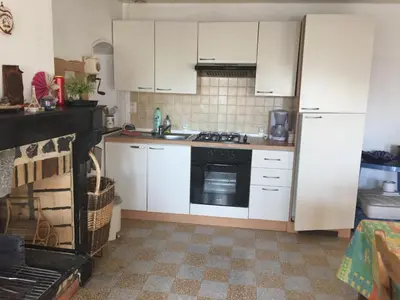 Cuisine ou kitchenette dans l'établissement Le Clergite