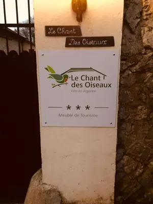 Certificat, récompense, panneau ou autre document affiché dans l'établissement Le Chant des Oiseaux