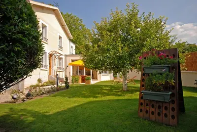 Jardin de l'établissement Chez Camille
