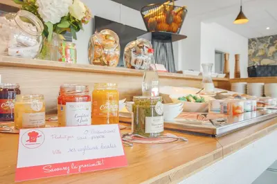 Nourriture dans l'hôtel ou à proximité
