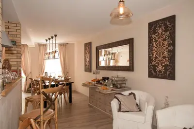 Coin salon dans l'établissement Le Logis Aux Bulles