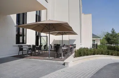 Terrasse ou espace extérieur de l'établissement Best Western Plus Hotel des Francs
