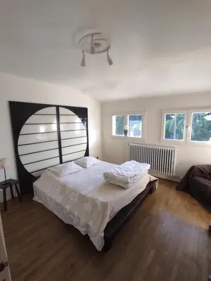 Un ou plusieurs lits dans un hébergement de l'établissement Villa - Coulommiers - Parcs des félins - Provins