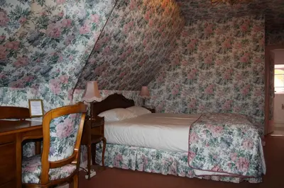 Un ou plusieurs lits dans un hébergement de l'établissement Château Des Bondons EI