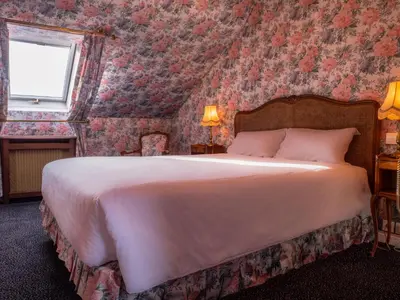 Un ou plusieurs lits dans un hébergement de l'établissement Château Des Bondons EI