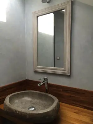 Salle de bains dans l'établissement Demeure des Pothières
