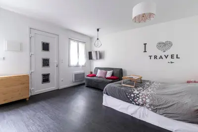 Un ou plusieurs lits dans un hébergement de l'établissement Studio indépendant