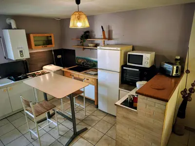 Cuisine ou kitchenette dans l'établissement 3 Gites- Le Roosevelt, Côte 204, Côte 204 Bis
