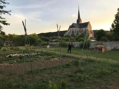 Jardin de l'établissement Aux Delices de l'Abbaye
