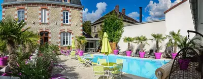 Piscine de l'établissement Gîte François 1er ou située à proximité