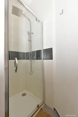 Salle de bains dans l'établissement Comme à la Maison - BELLEVUE
