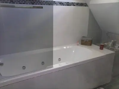 Salle de bains dans l'établissement maison du Hérisson