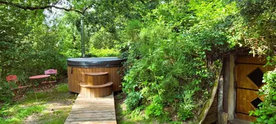 Jardin de l'établissement Le Nid Dans Les Bruyères