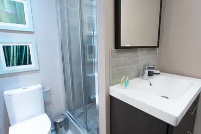 Salle de bains dans l'établissement Appartement au pied de la cathédrale