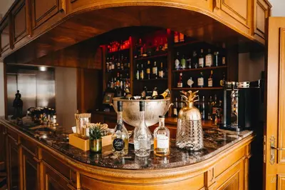 Boissons dans l'établissement Armes de Champagne Hôtel & Spa