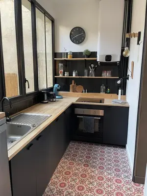 Cuisine ou kitchenette dans l'établissement L industriel rémois, centre ville, proche de la cathédrale