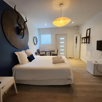 Chambres privées hyper-centre Epernay lit 160x200cm