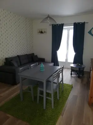 Coin salon dans l'établissement Les Portes de Champagne