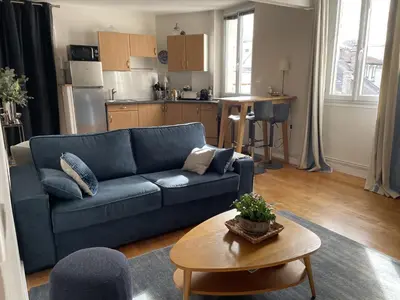Cuisine ou kitchenette dans l'établissement Coeur du Boulingrin