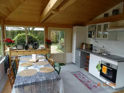 Cuisine ou kitchenette dans l'établissement Gîte du Grand Cèdre