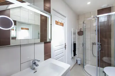 Salle de bains dans l'établissement Ô jardin de boutancourt