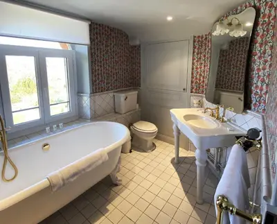 Salle de bains dans l'établissement Guesthouse Domaine du Chalet