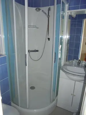 Salle de bains dans l'établissement L'ESPERANCE