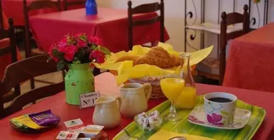 Nourriture dans l'hôtel ou à proximité